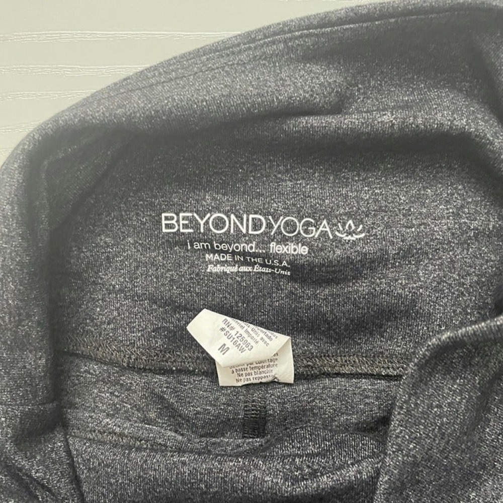 Beyond Yoga Spacedye Grey Charcoal High Rise Legging ~ Medium - Picture 6 of 8